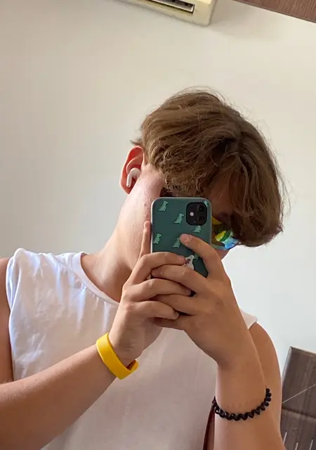 Я Максим, 19, знакомлюсь без обязательств в Якутске