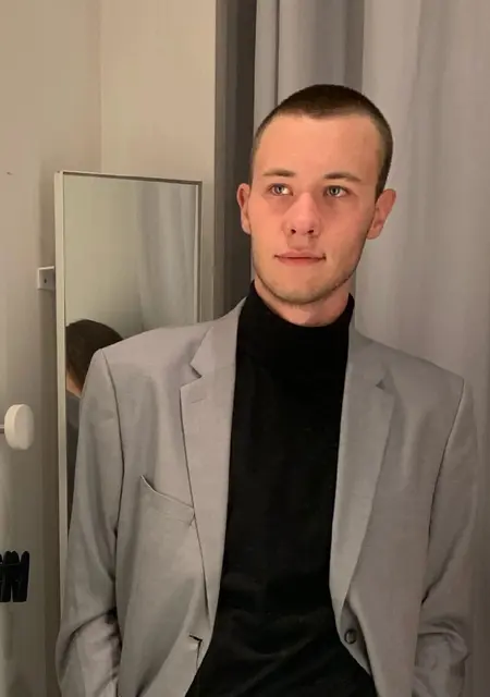 Я Сергей, 22, знакомлюсь для общения в Иркутске