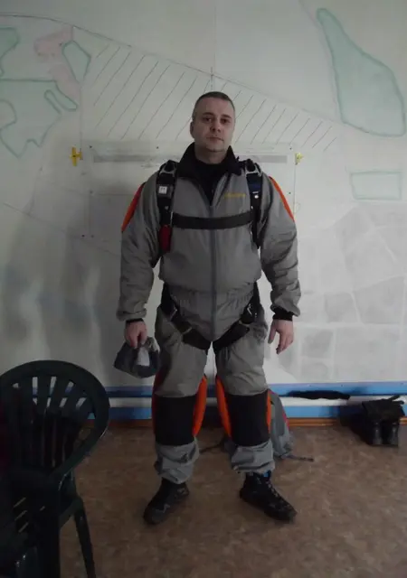 Я Конст, 48, из Альметьевска, ищу знакомство для постоянных отношений