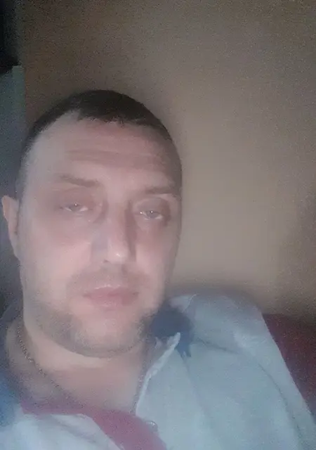 Я Павел, 42, знакомлюсь без обязательств в Великом Новгороде