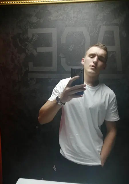 Я Андрей, 25, знакомлюсь в Старом Осколе