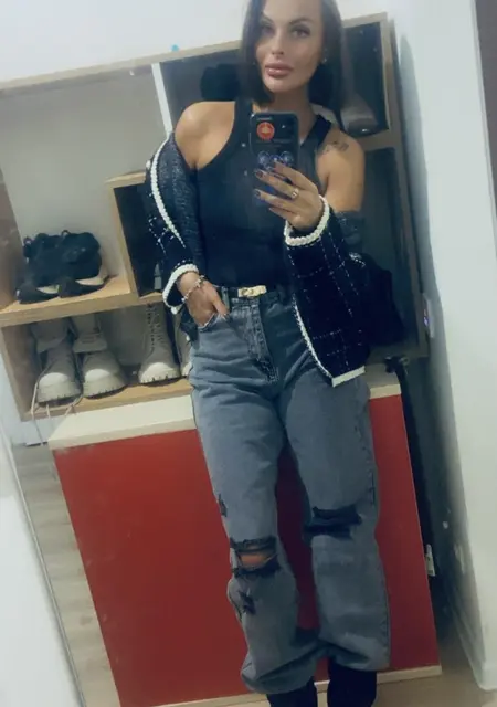 Маруся из Москвы, ищу на сайте открытые отношения