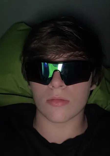 Билал из Махачкалы, ищу на сайте знакомства на одну ночь