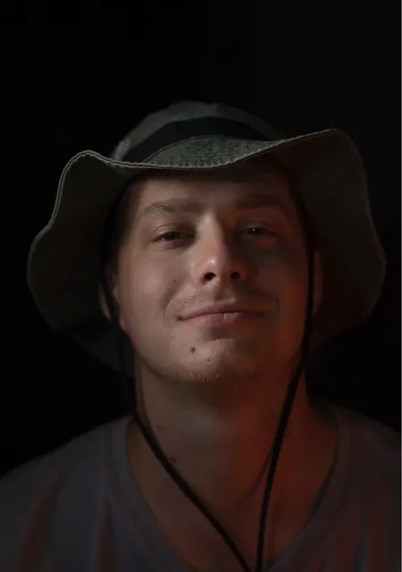 Константин из Новороссийска, ищу на сайте знакомства на одну ночь