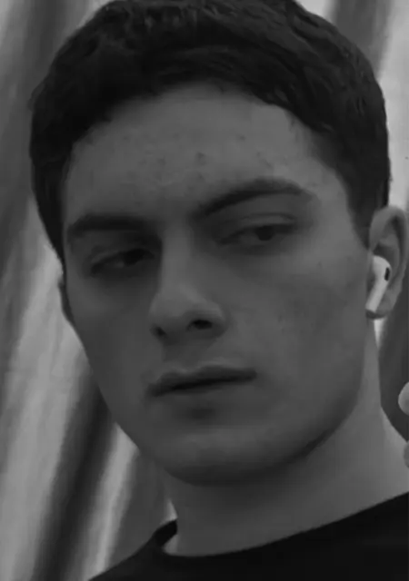 Артём из Краснодара, мне 20, познакомлюсь для приятного времяпровождения