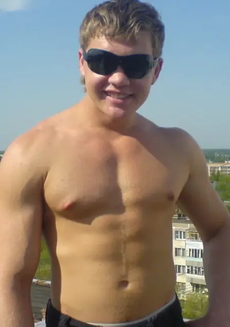 Алексей из Серпухова, мне 38, познакомлюсь для открытые отношения