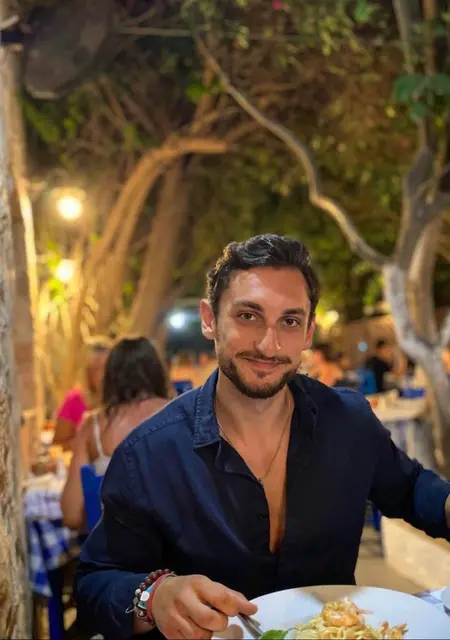 Sani из Москвы, ищу на сайте знакомства на одну ночь