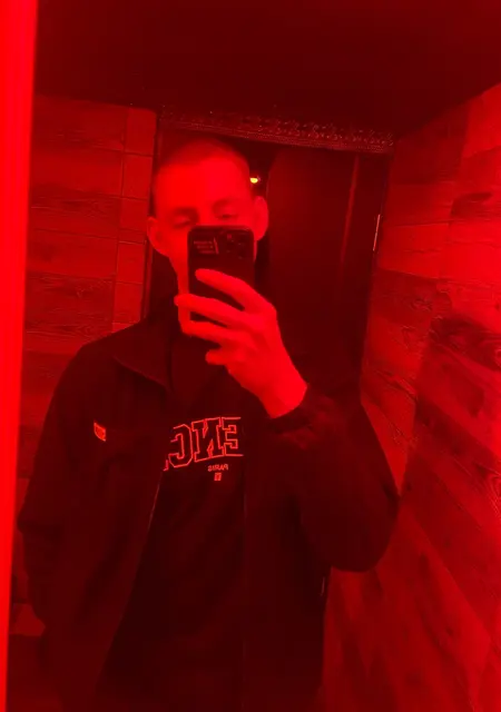 Я Иван, 21, знакомлюсь для общения в Владикавказе