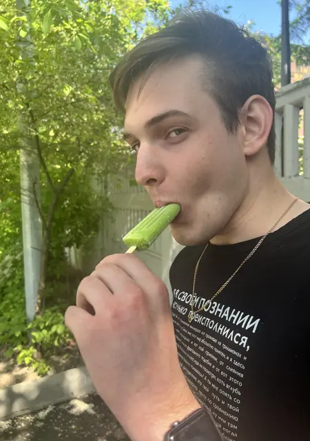 Я Дмитрий, 21, знакомлюсь на одну ночь в Жуковском