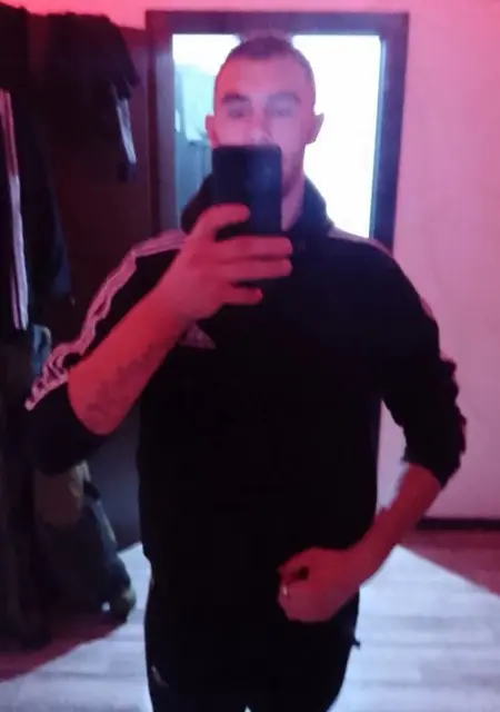 Михаил из Перми, мне 21, познакомлюсь для вирта