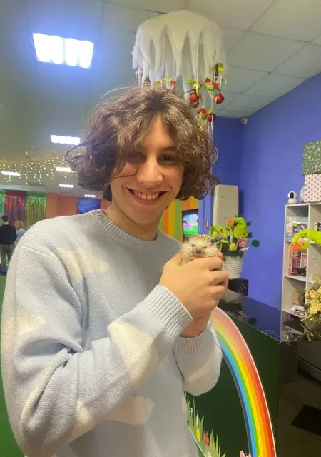 Я Иван, 20, знакомлюсь на одну ночь в Таганроге