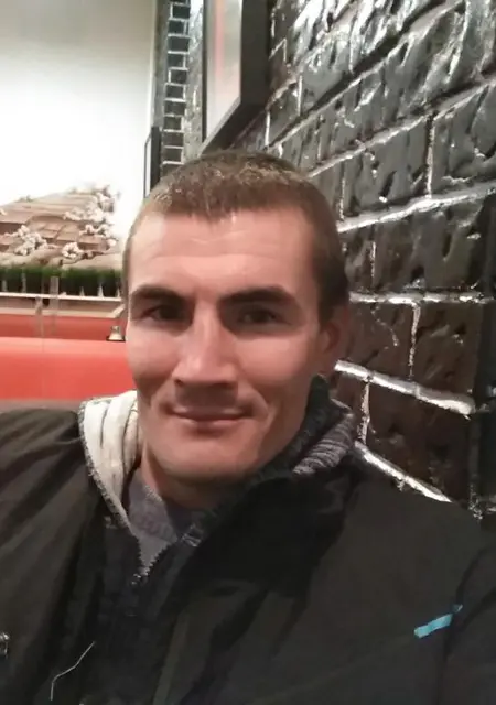 Алексей из Шумерли, мне 42, познакомлюсь без обязательств