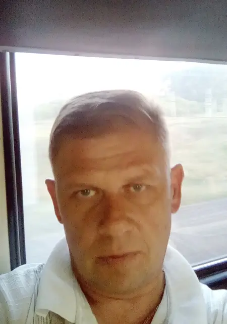 Александр из Братска, мне 51, познакомлюсь на одну ночь