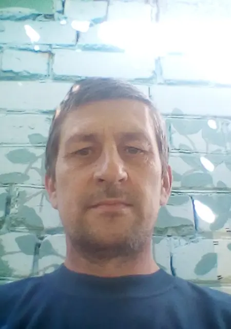 Сергей из Саратова, мне 49, познакомлюсь без обязательств