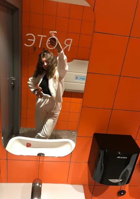 Виктория из Тольятти, ищу на сайте общение