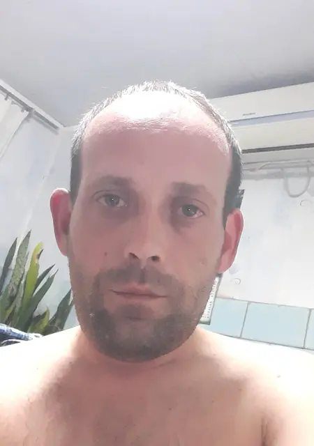 Владимир из Лабинска, ищу на сайте знакомства на одну ночь