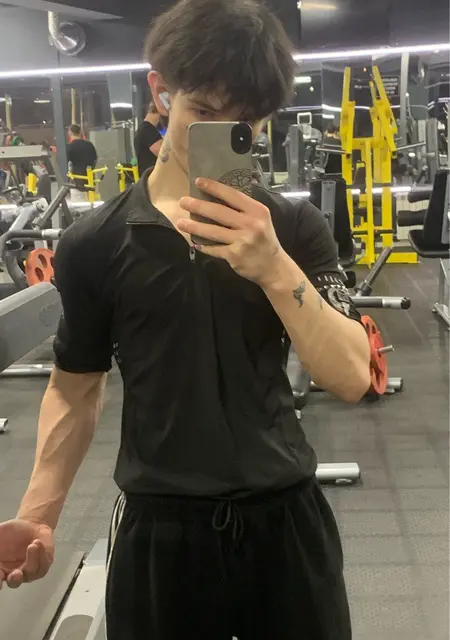 Я Danil, 19, знакомлюсь на одну ночь в Ставрополе