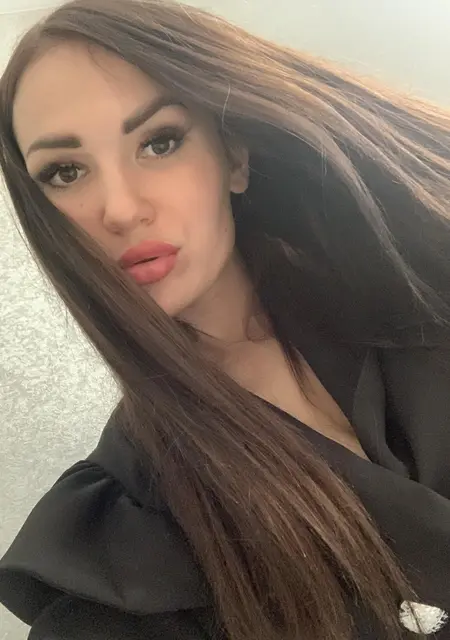 Алина из Ижевска, мне 30, познакомлюсь для приятного времяпровождения