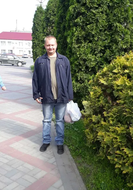 Вова из Гулькевичей, ищу на сайте знакомства без обязательств