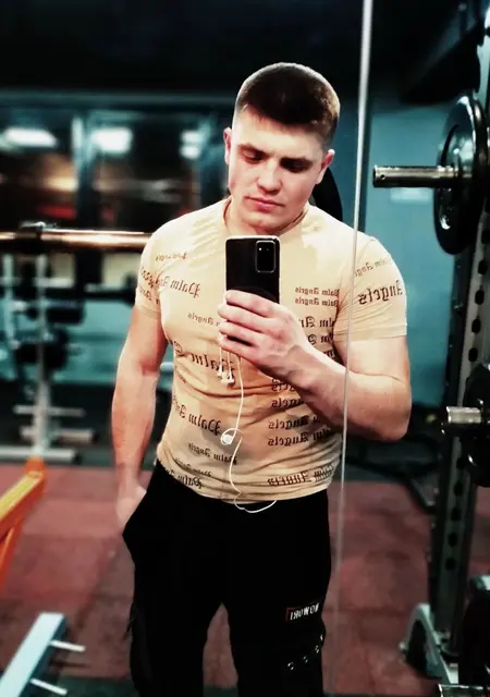 Я Сеня, 28, из Донецка, ищу знакомство для открытые отношения