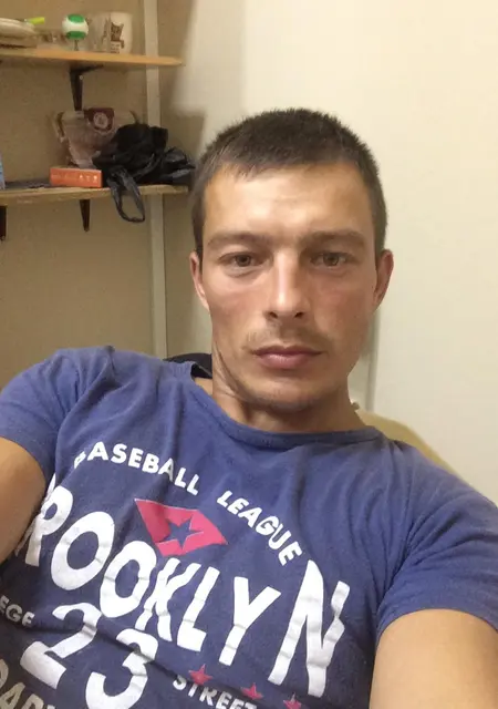 Я Maks, 38, из Смоленска, ищу знакомства без обязательств