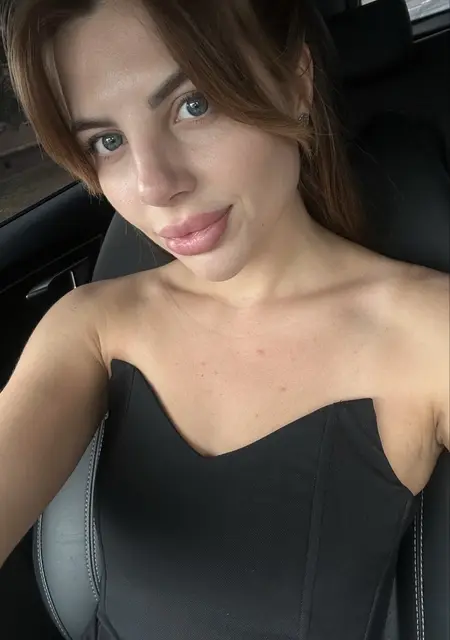 Я Марго, 26, из Воронежа, ищу знакомство для приятного времяпровождения