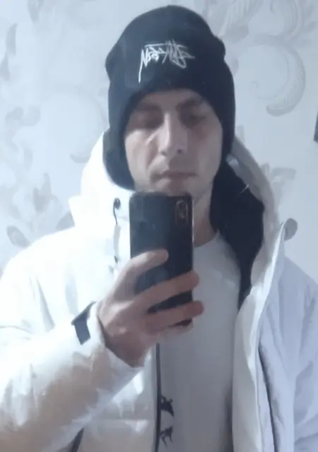 Я Константин, 34, знакомлюсь без обязательств в Рыбинске