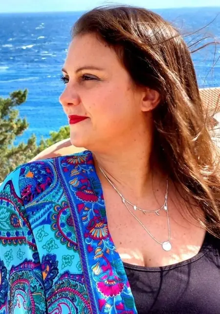 Анжела из Афин, мне 38, познакомлюсь на одну ночь