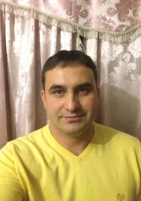 Я Александр, 38, знакомлюсь без обязательств в Омске