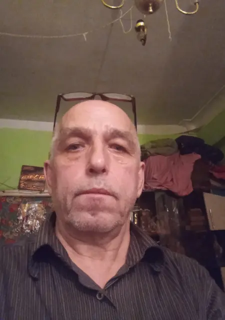 Я Ильдар, 58, из Дегтярска, ищу знакомства без обязательств