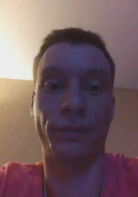 Я Tonistar, 42, из Сыктывкара, ищу знакомство для приятного времяпровождения