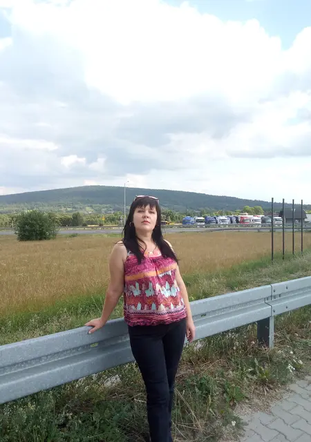 Наталья з Вінниці, шукаю на сайті приємне проведення часу