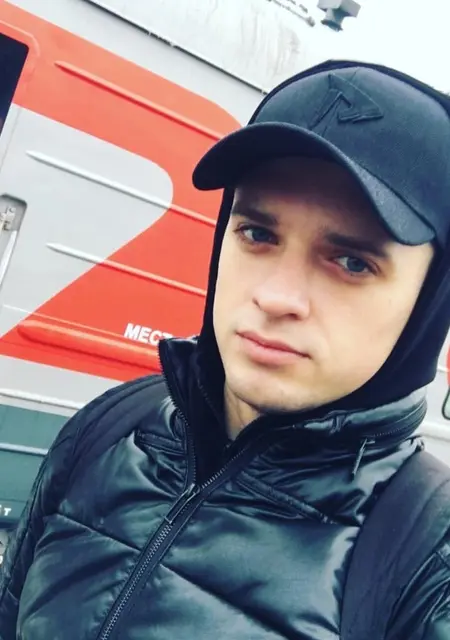 Я Игнат, 29, знакомлюсь на одну ночь в Белгороде