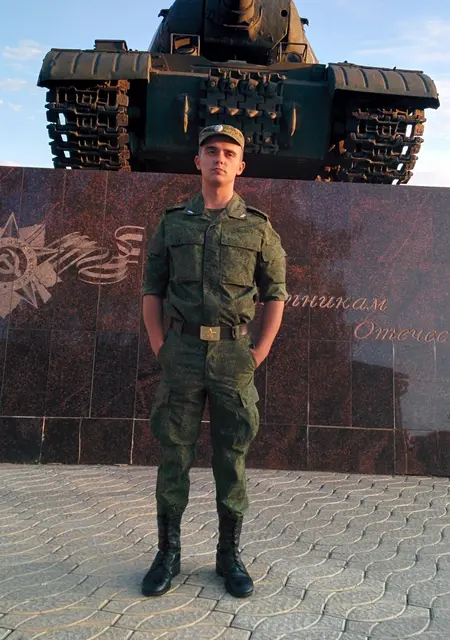 Я Александр, 33, знакомлюсь без обязательств в Усинске