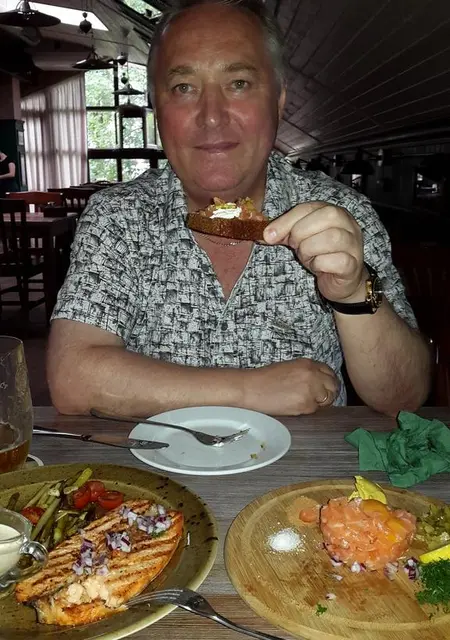 Я Сергей, 67, знакомлюсь на одну ночь в Рязани