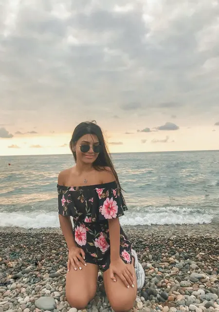 Каролина из Донецка, мне 35, познакомлюсь для постоянных отношений