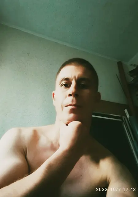 Я Леонид, 40, знакомлюсь без обязательств в Холмске