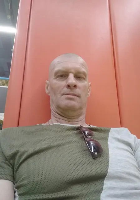 Володя из Орехово-Зуево, ищу на сайте постоянные отношения