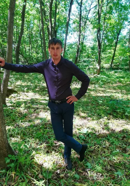 Я Санек, 34, знакомлюсь без обязательств в Энгельсе