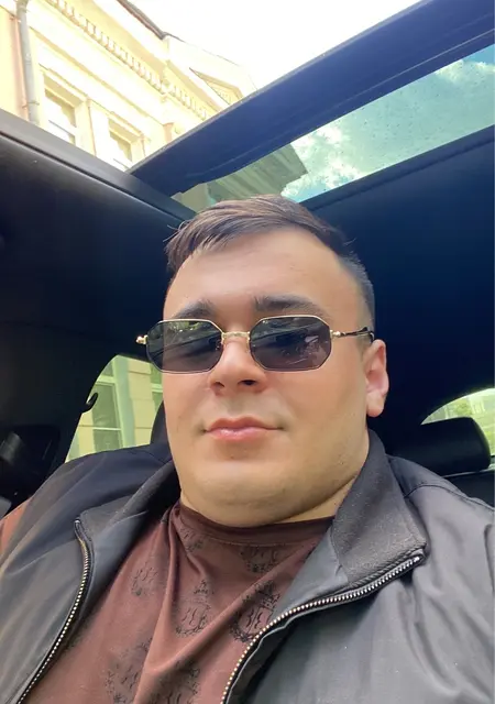 Беслан из Павловской Слободы, мне 25, познакомлюсь для дружбы