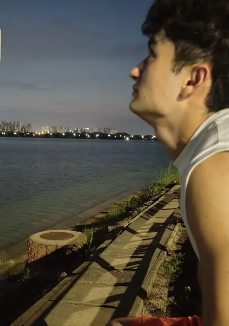 Ахмед из Щербинки, мне 20, познакомлюсь на одну ночь