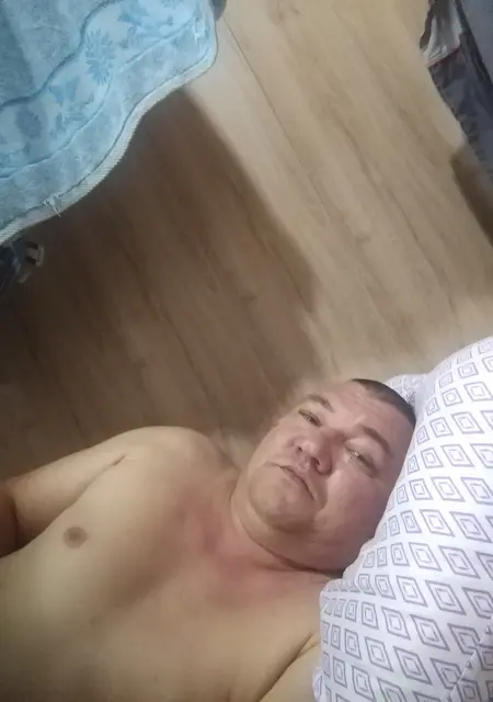 Азат из Екатеринбурга, мне 48, познакомлюсь без обязательств