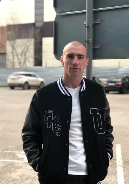 Мак из Астрахани, мне 38, познакомлюсь на одну ночь