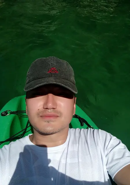 Я Nur, 32, знакомлюсь без обязательств в Астрахани