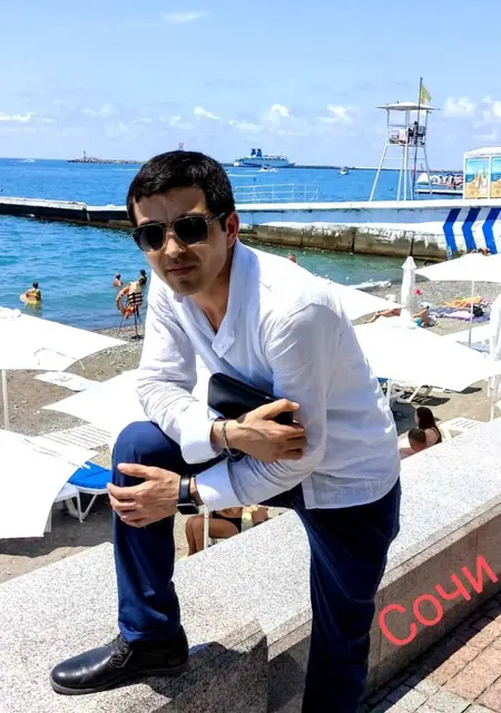 Я Abror, 25, знакомлюсь без обязательств в Дмитрове