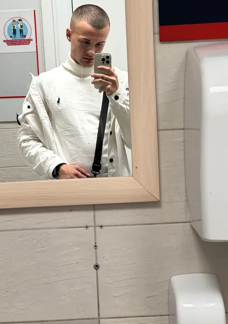 Я Данил, 22, из Иглина, ищу знакомства без обязательств