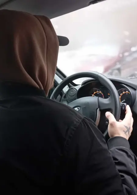 Данил из Астрахани, ищу на сайте знакомства на одну ночь