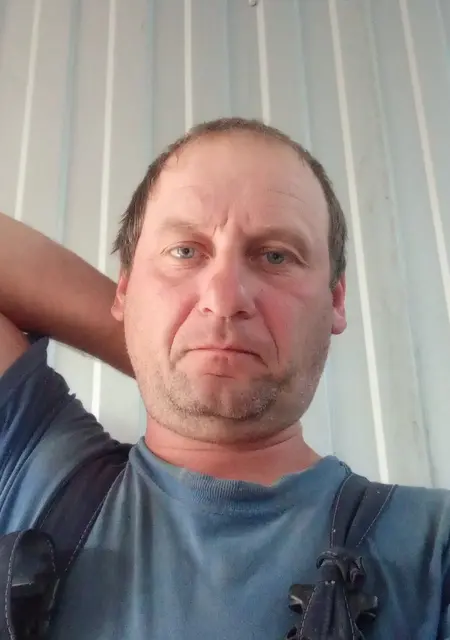 Я Павел, 45, знакомлюсь для совместных путешествий в Анапе