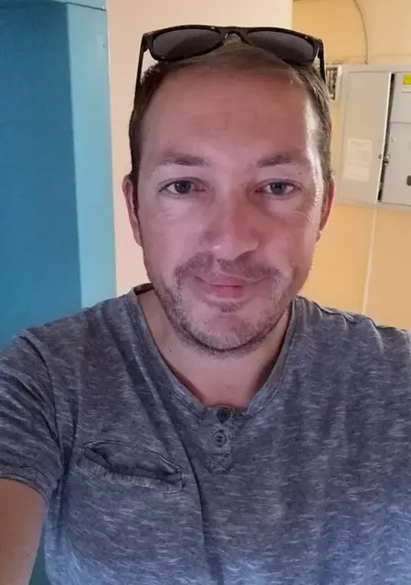 Андрей из Рязани, ищу на сайте знакомства на одну ночь