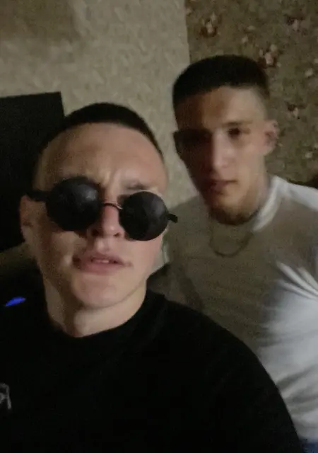 Я Пушкин, 21, из Чебоксар, ищу знакомства на одну ночь